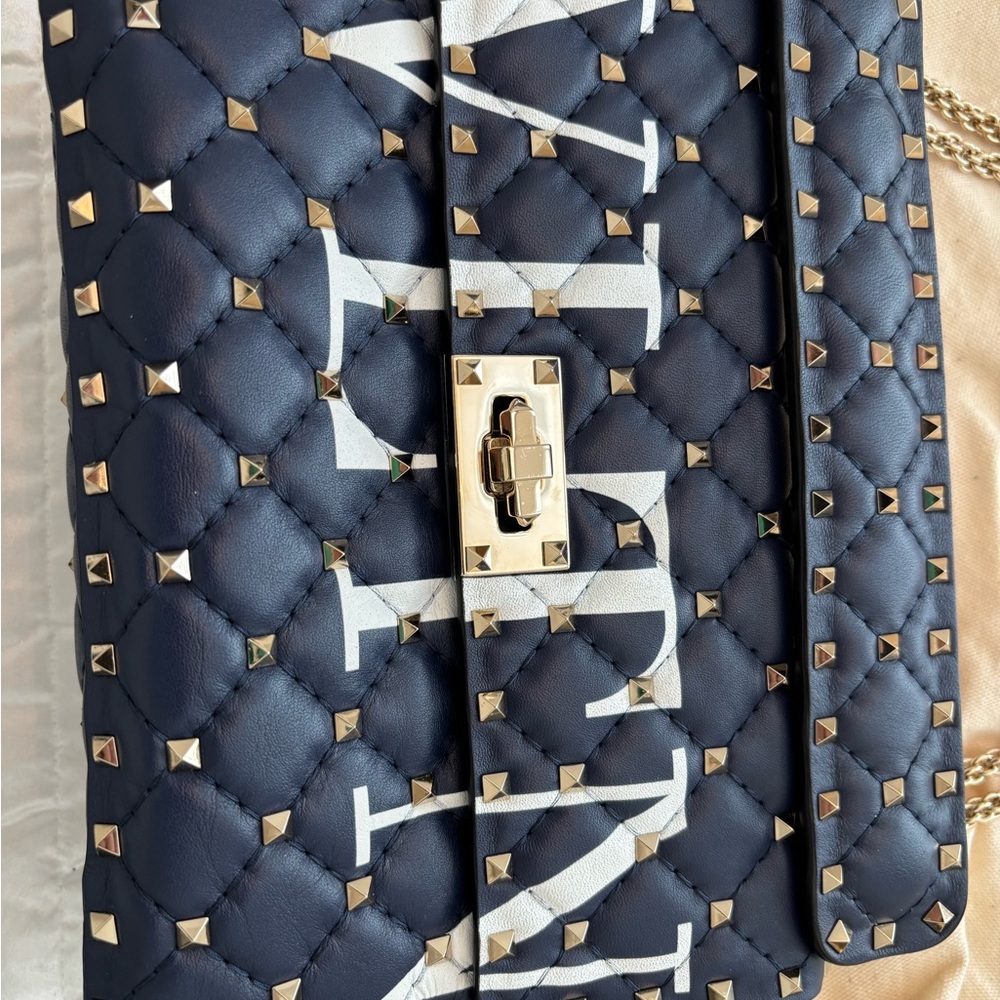 Valentino Black Quilted Rockstud Crossbody Bag - AUTHENTIC - Picture 8 of 13